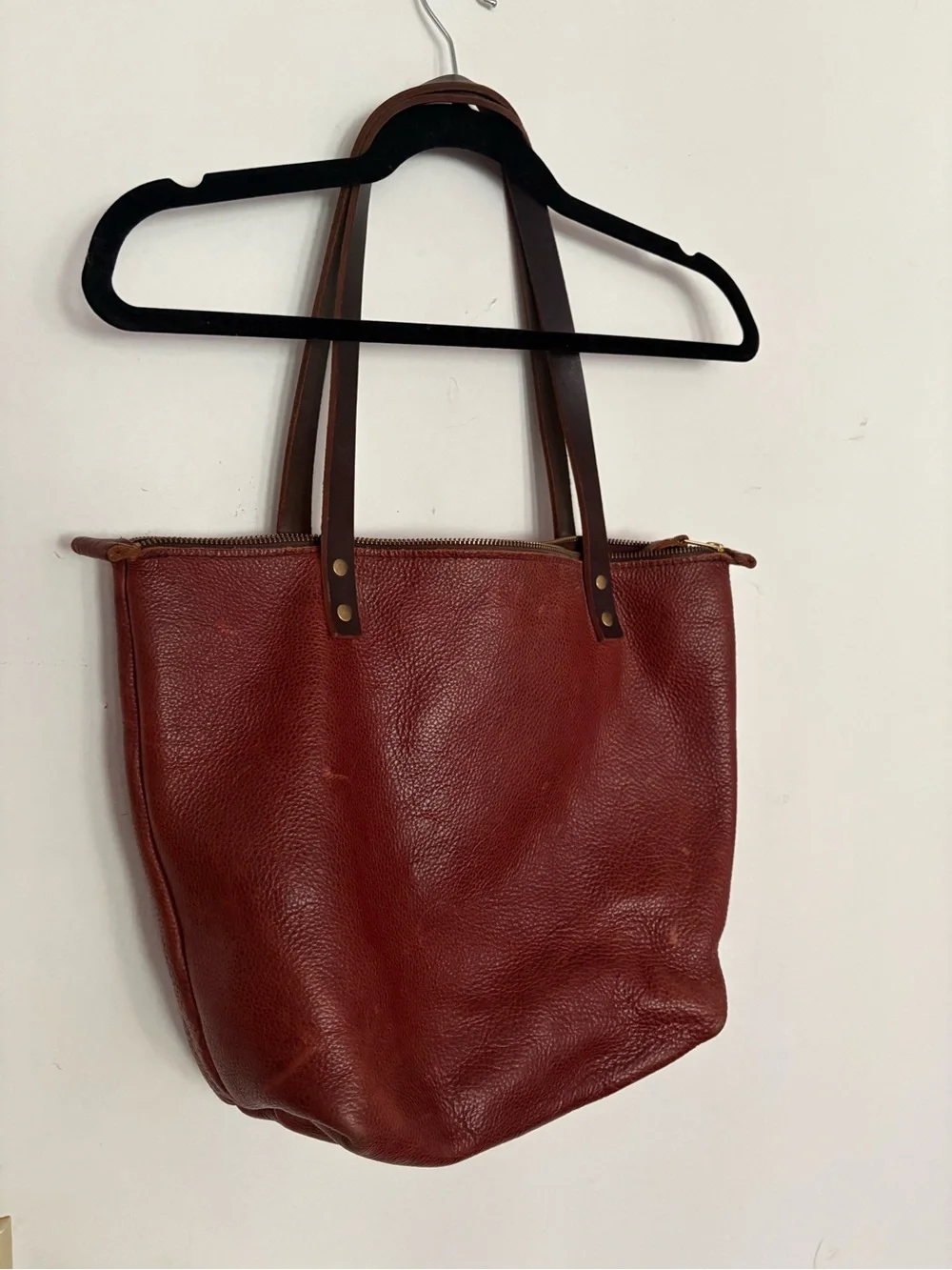 Portland Leather Chestnut Brown Tote with Front Pocket - Picture 2 of 6